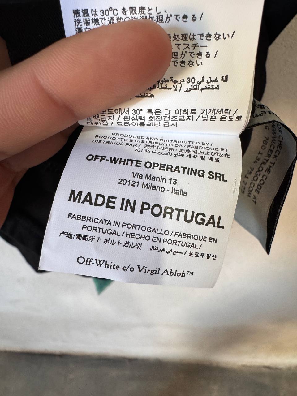 (XL) Off White