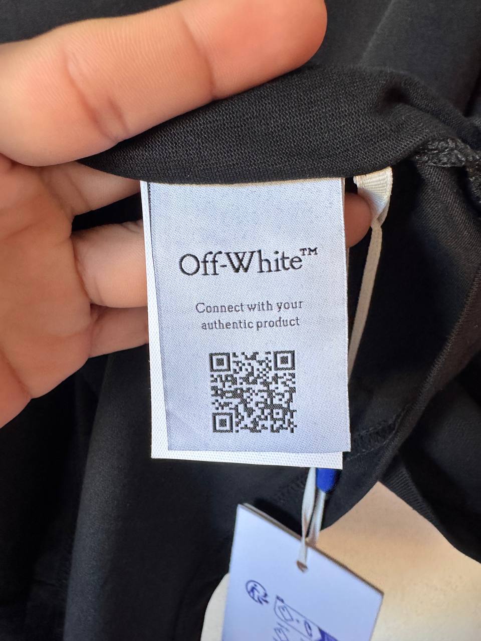 (XL) Off White