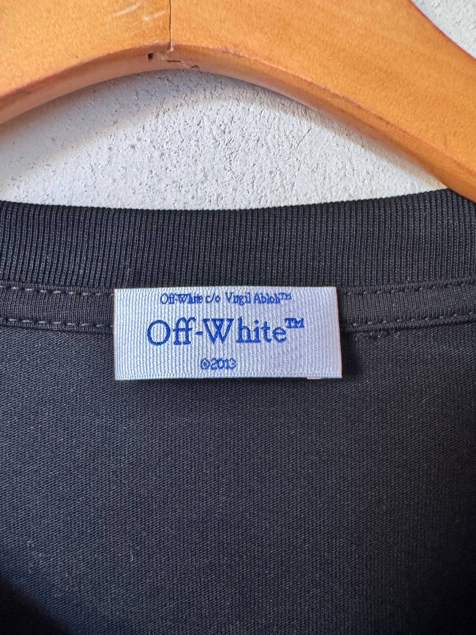 (XL) Off White