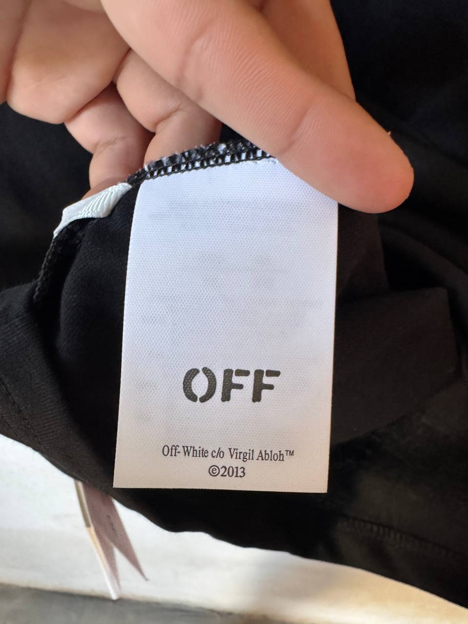 (XL) Off White