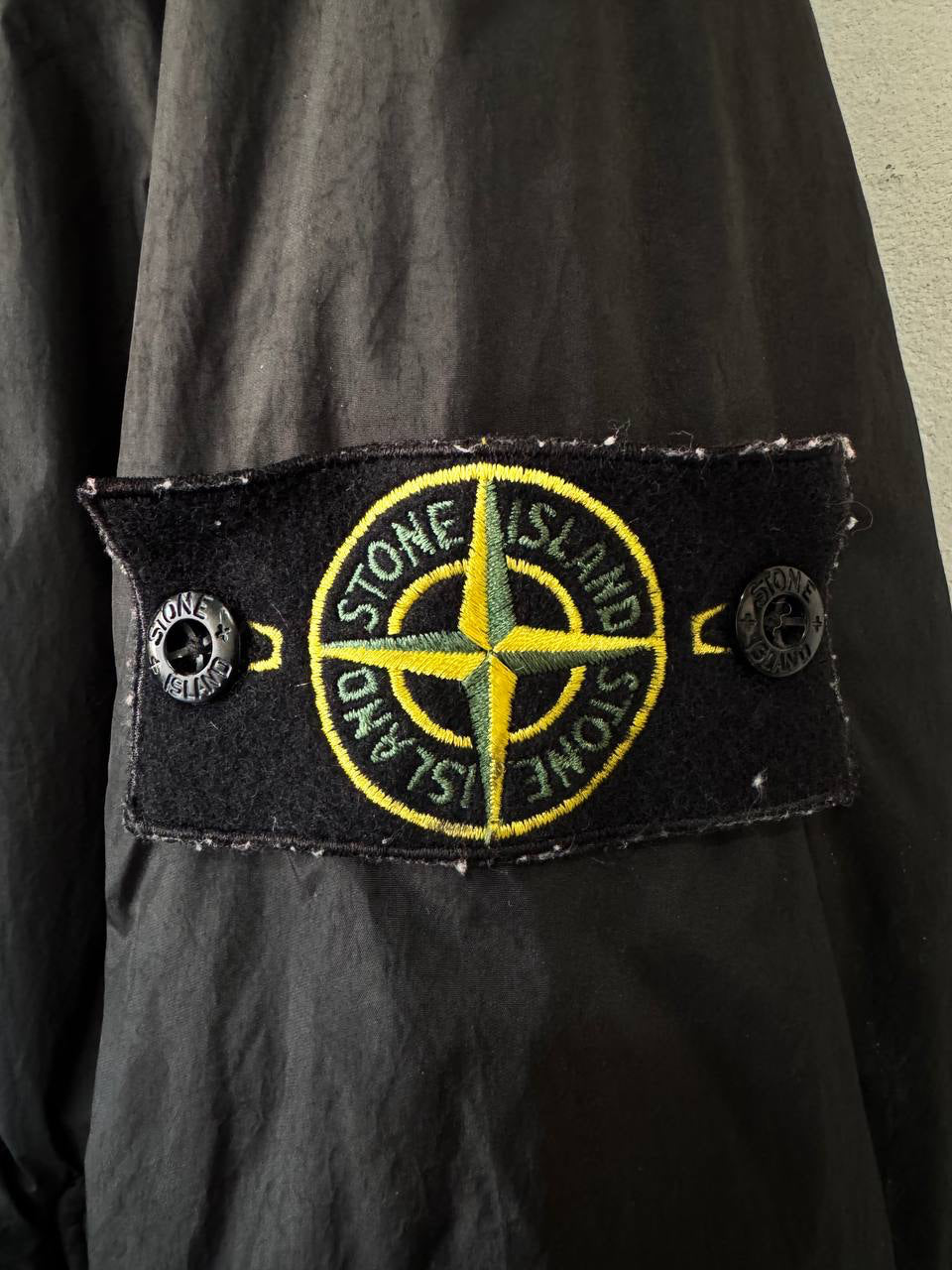 (M) Stone Island Garment Dyed Crinkle Reps NY