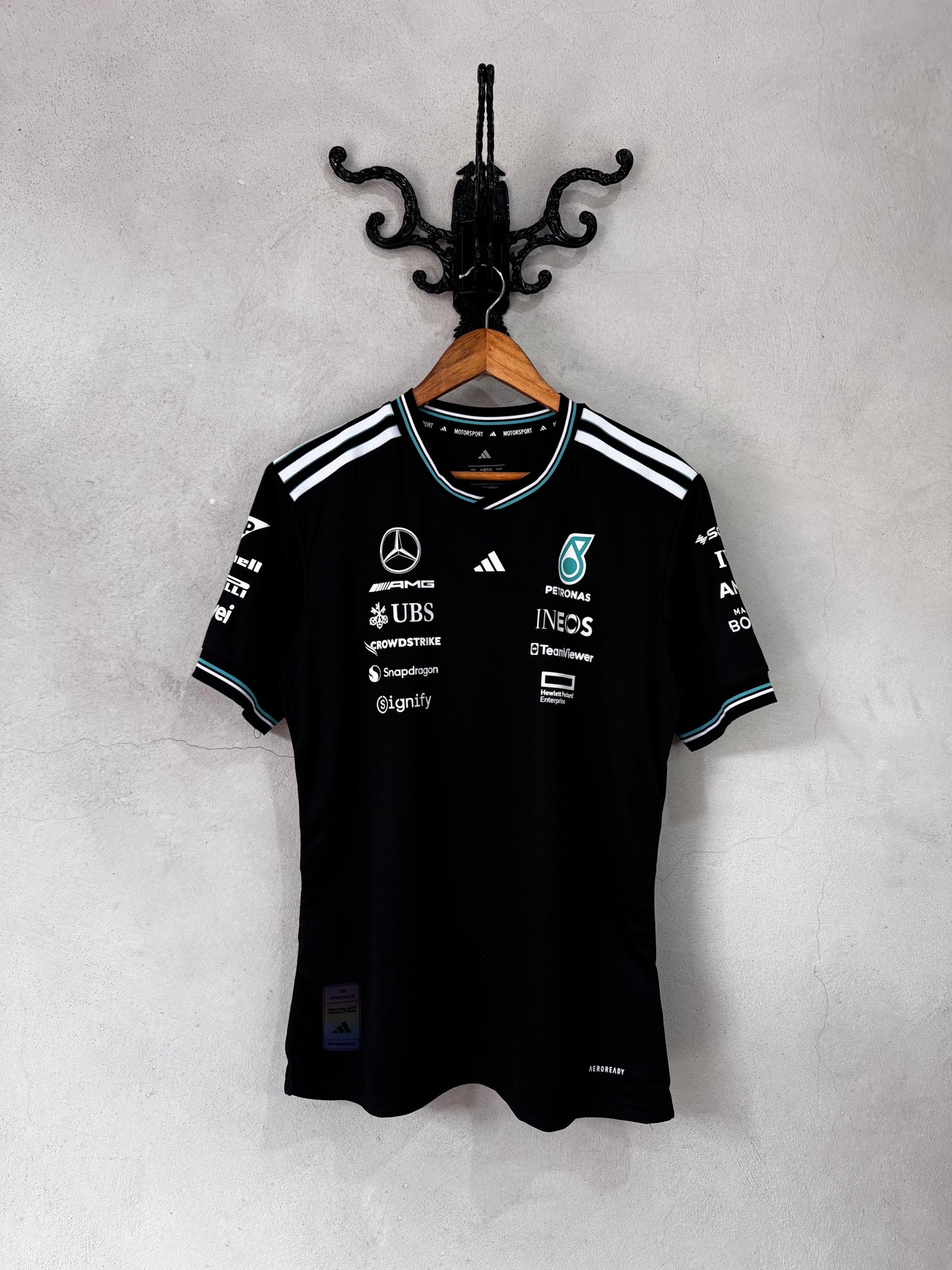 Mercedes 2025